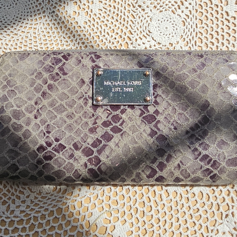 Michael Kors Snakeskin Embossed  Wallet Used